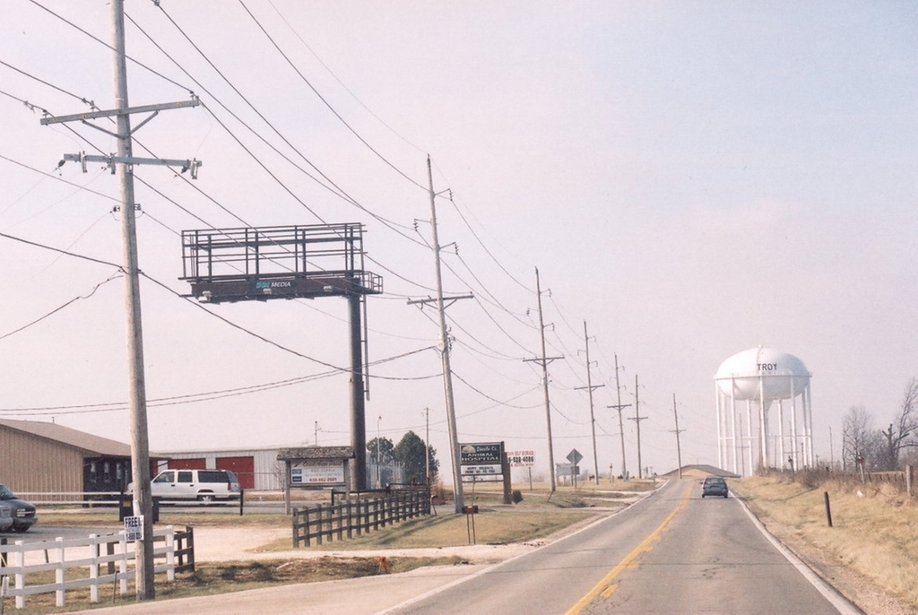 Photo of a billboard in Moscow Mills